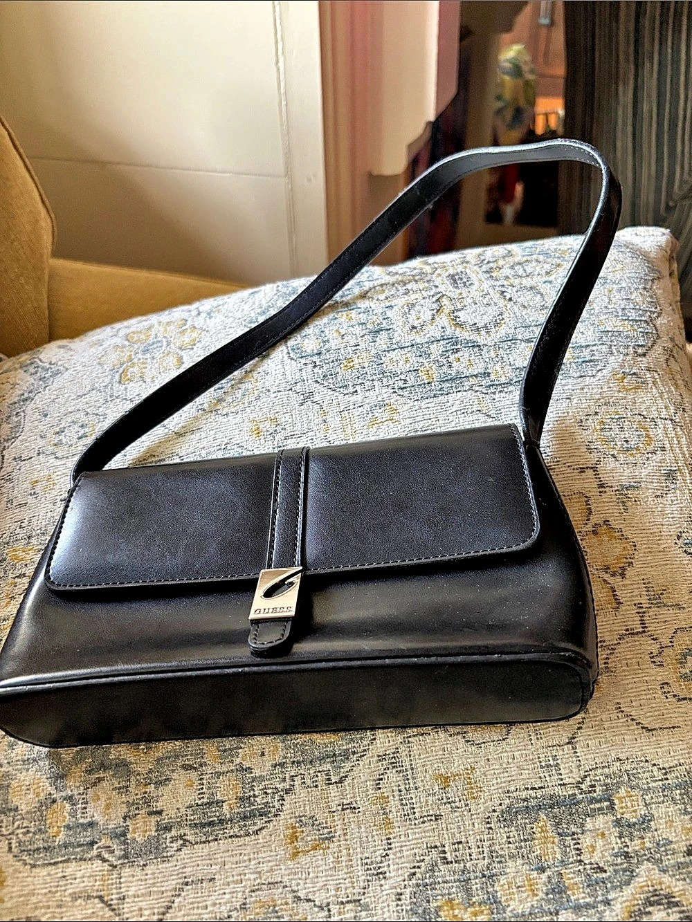Guess Black Shoulder Bag